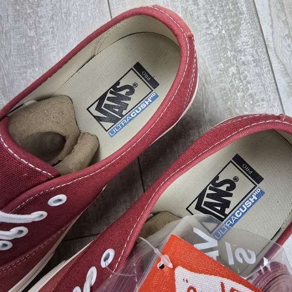 Vans Red and White Sneakers - Picture 6 of 9